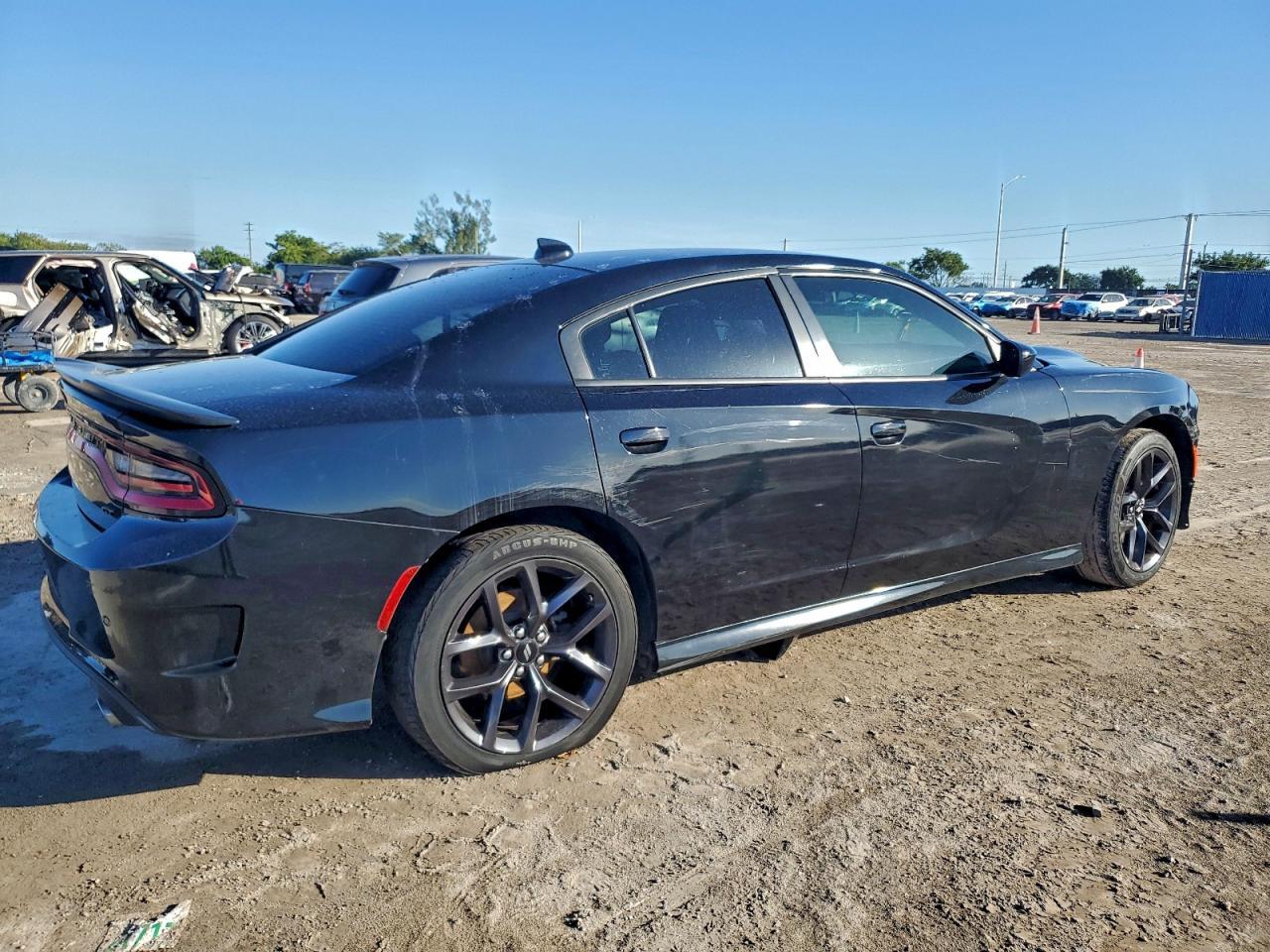 2019 Dodge Charger Gt - Image 3