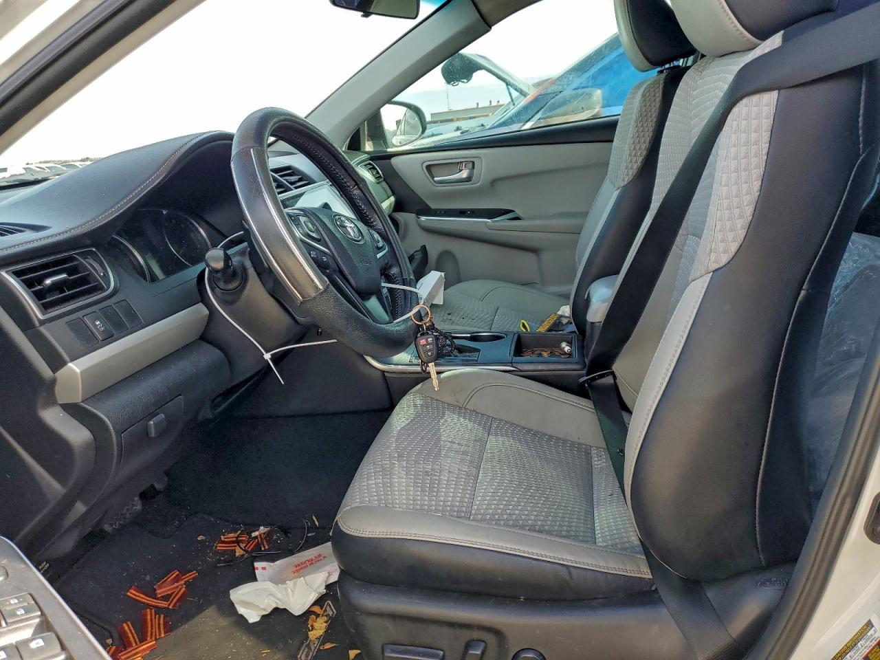 2015 Toyota Camry Se - Фото 7