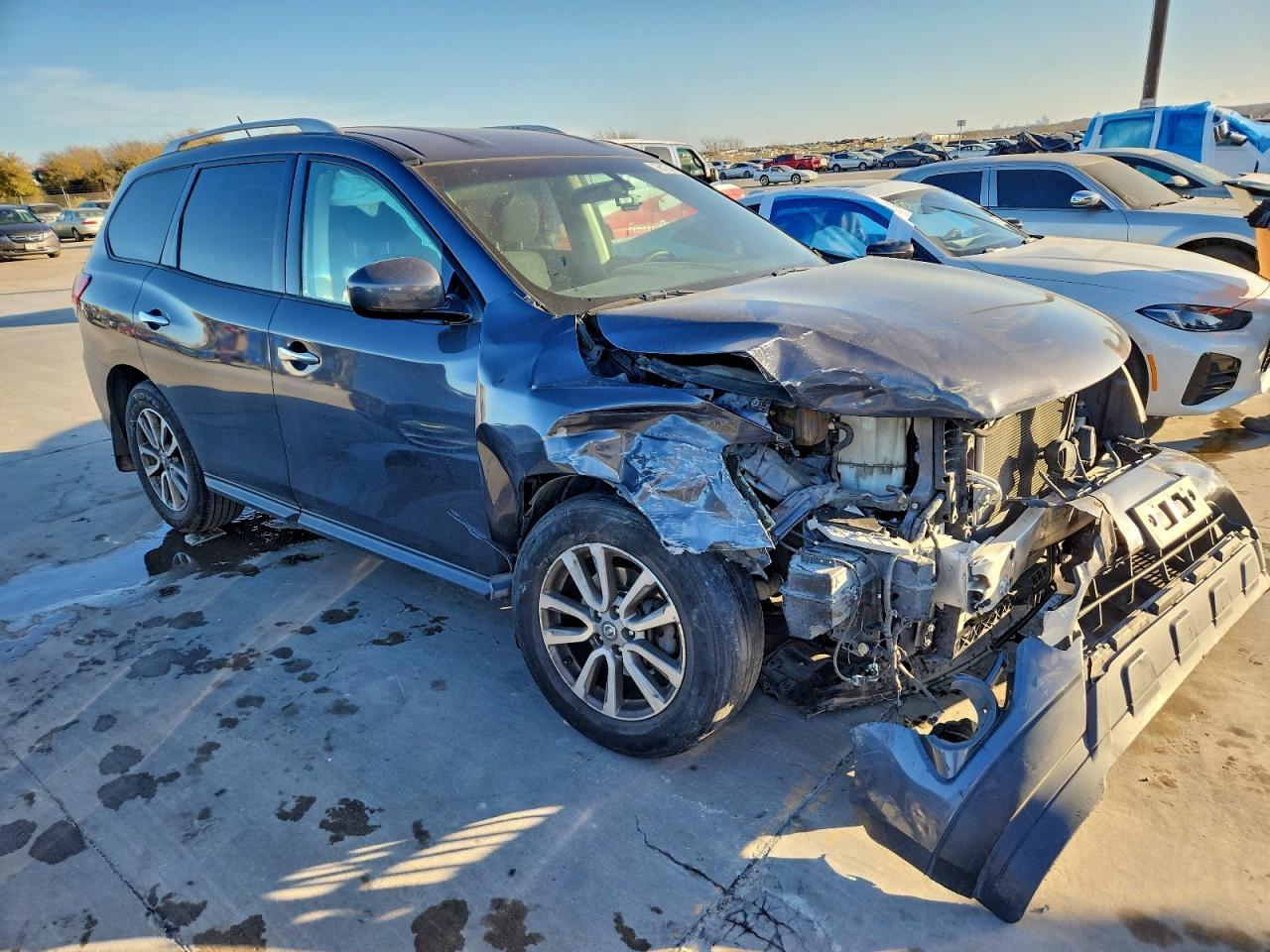 2014 Nissan Pathfinder S - Фото 4
