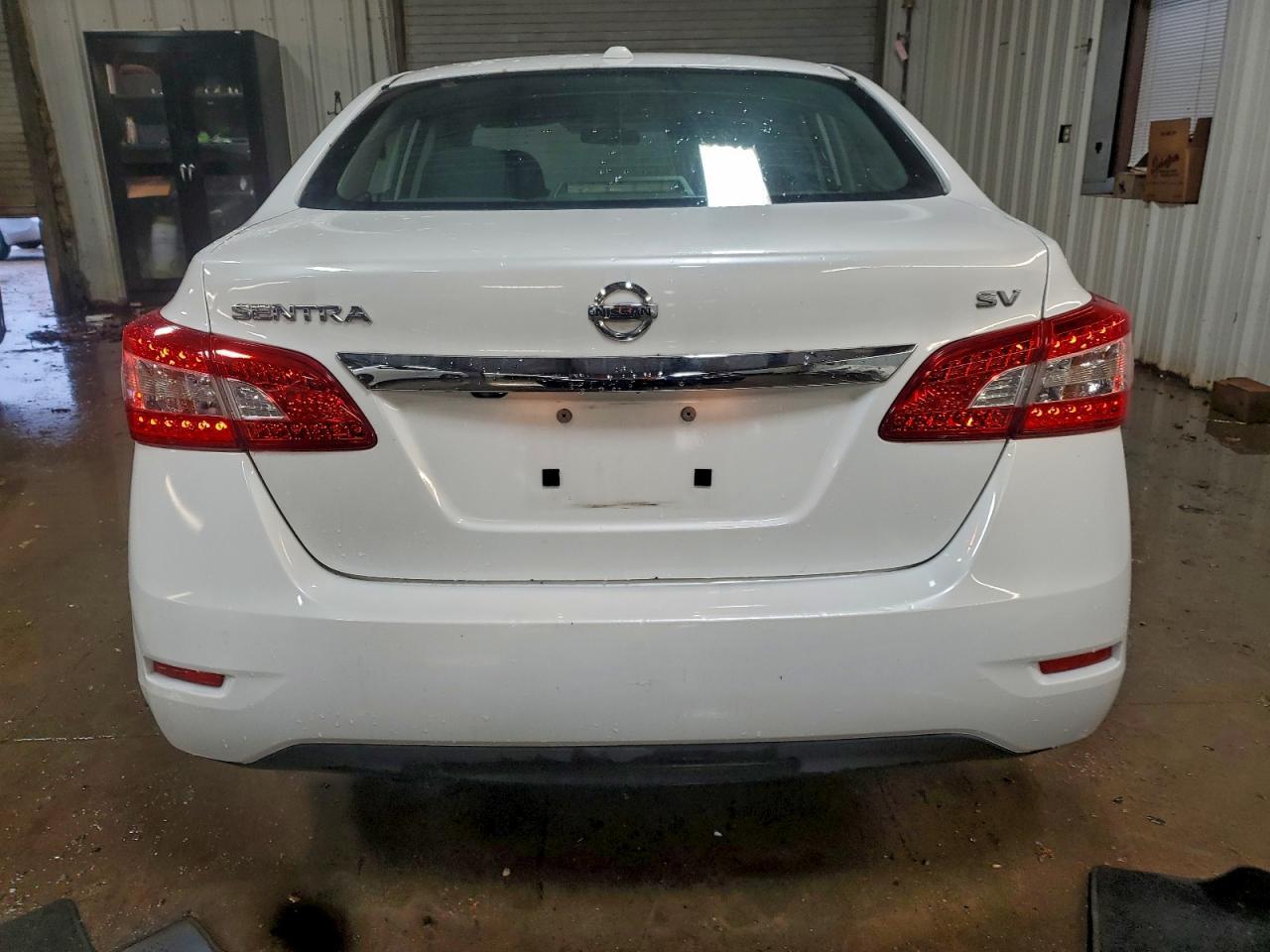 2015 Nissan Sentra S - Фото 6