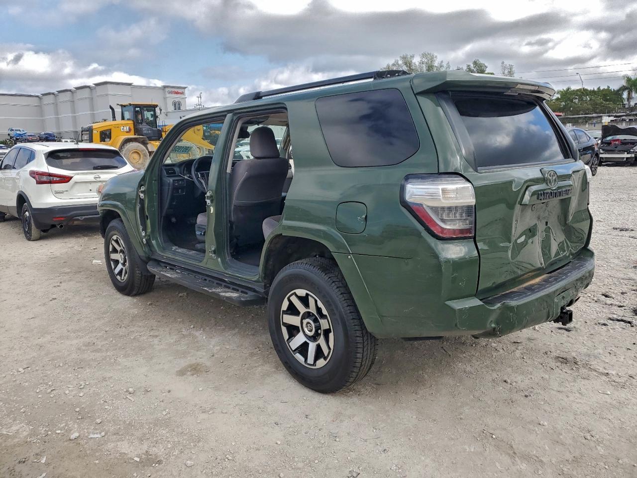 2021 Toyota 4Runner Sr5/Sr5 Premium - Фото 2