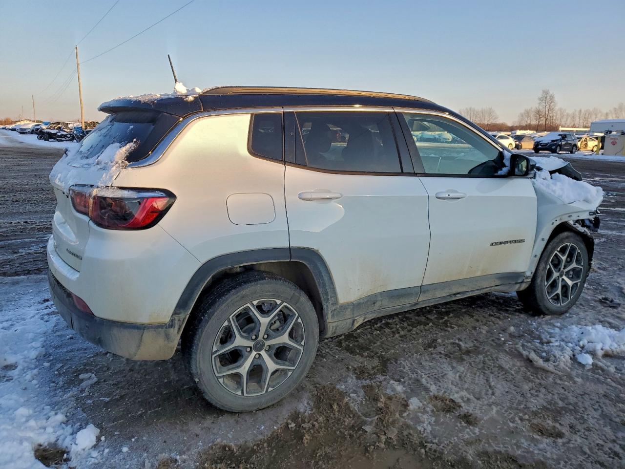 2025 Jeep Compass Limited - Фото 3