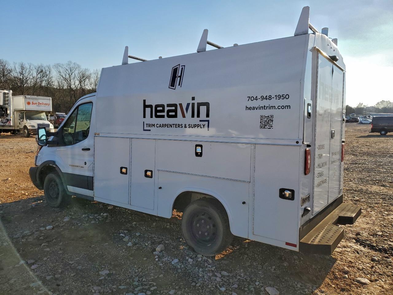 2019 Ford Transit Utility / Service Truck - Фото 2
