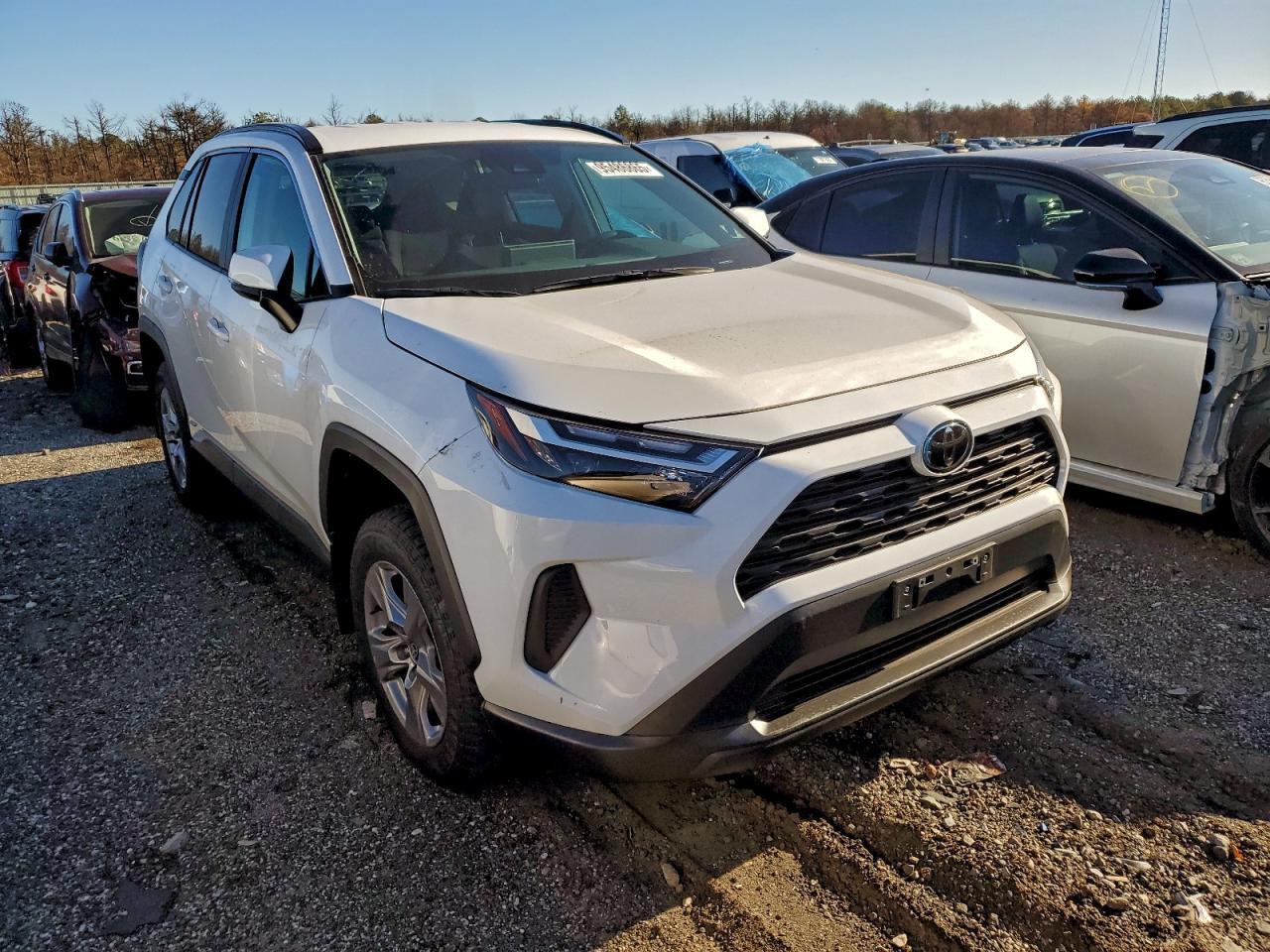 2025 Toyota Rav4 Le - Image 4