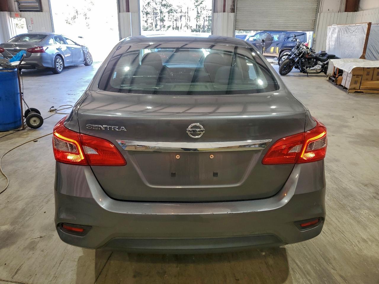 2019 Nissan Sentra S - Image 6