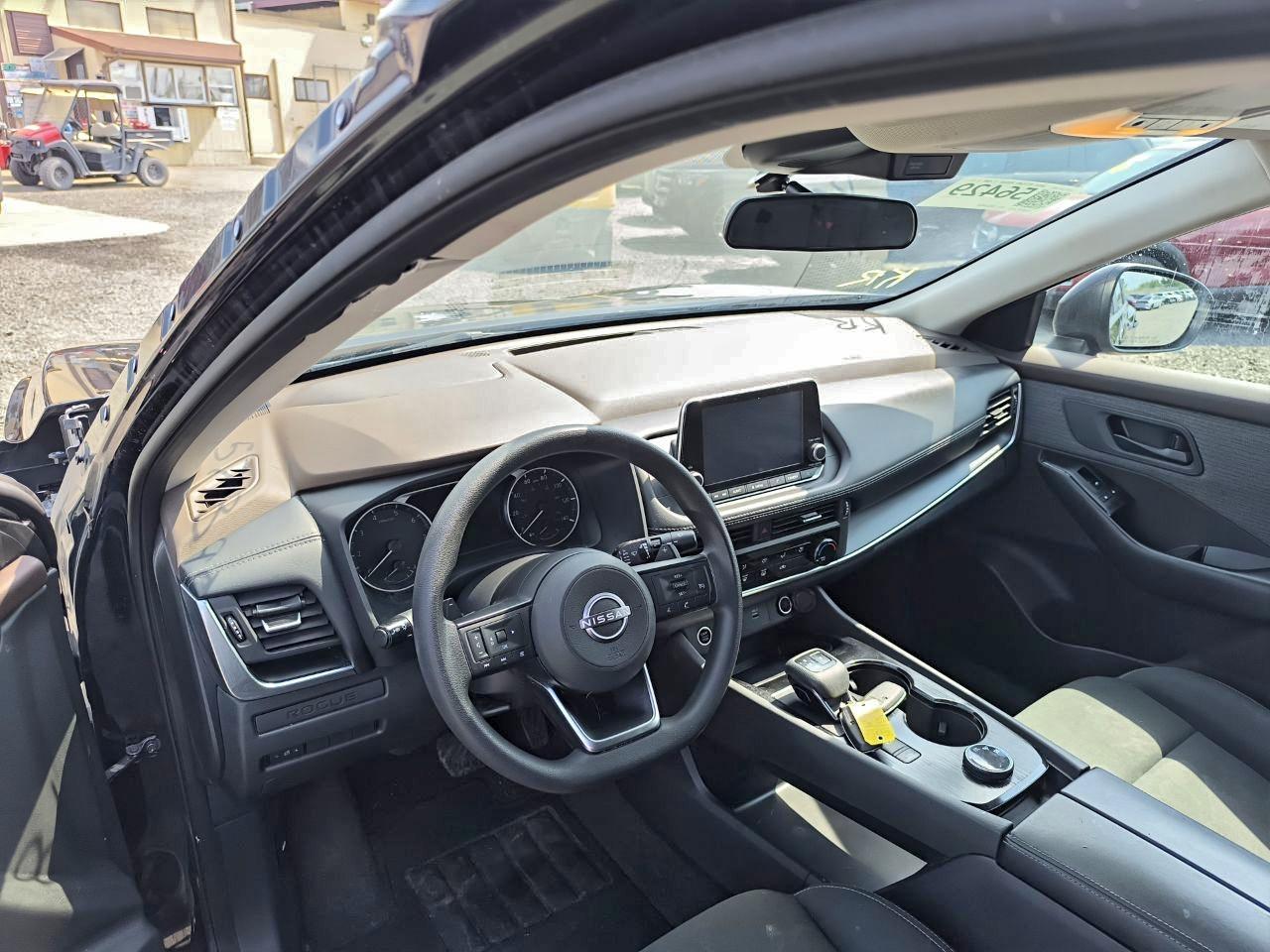 2023 Nissan Rogue S - Image 7