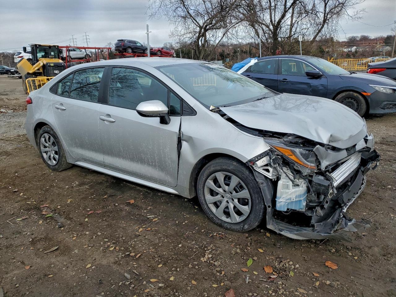 2022 Toyota Corolla Le - Фото 4