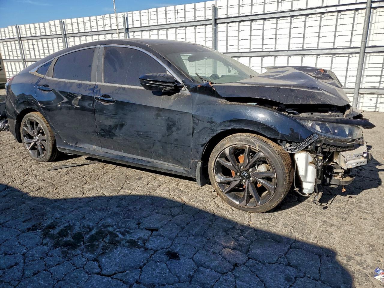 2020 Honda Civic Sport - Image 4