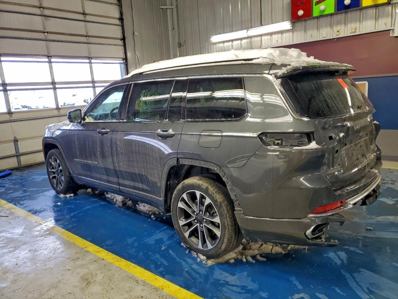 2021 Jeep Grand Cherokee L Overland - Фото 2