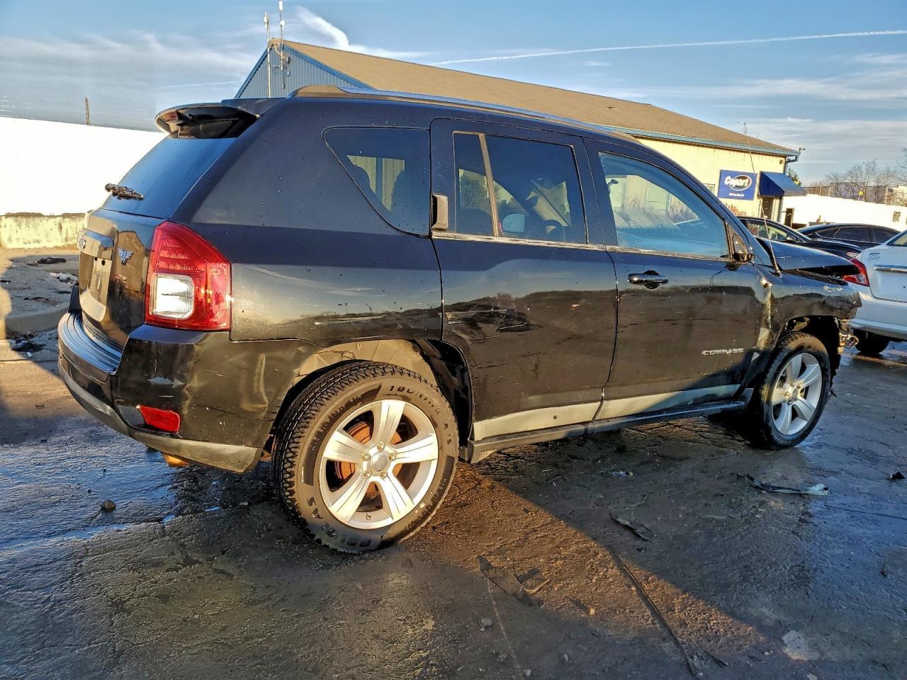 2012 Jeep Compass Sport - Фото 3