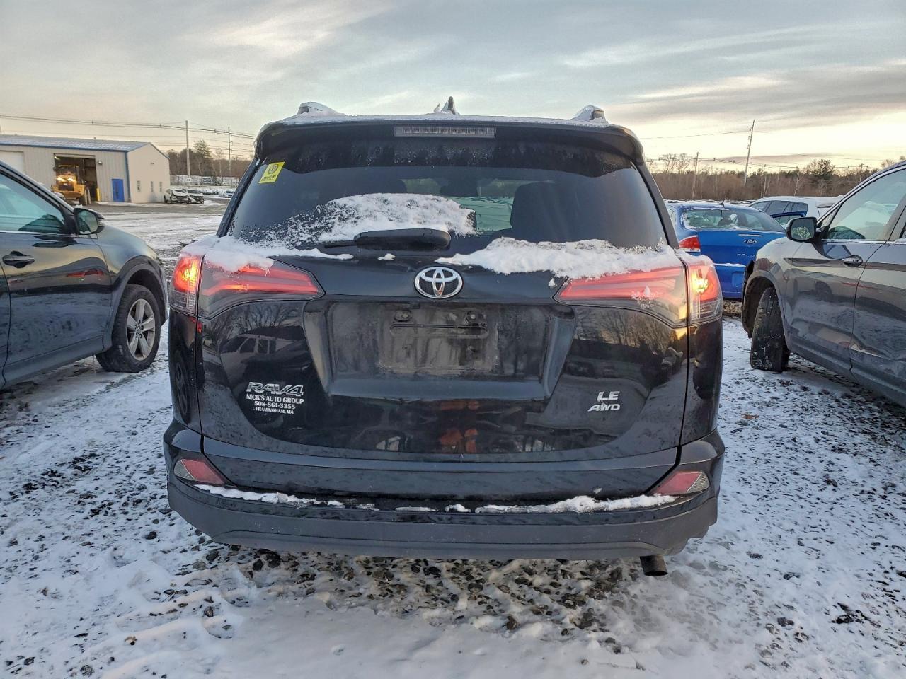 2017 Toyota Rav4 Le - Image 6