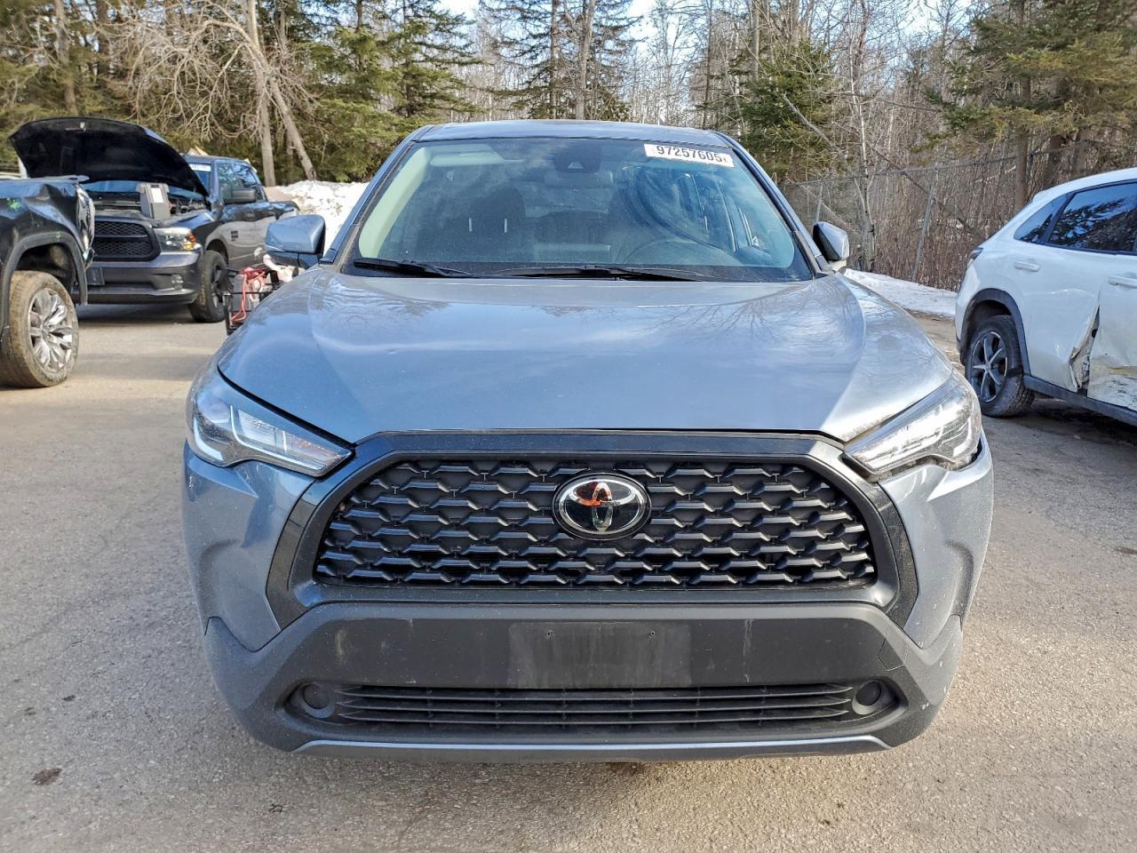2022 Toyota Corolla Cross Le - Фото 5