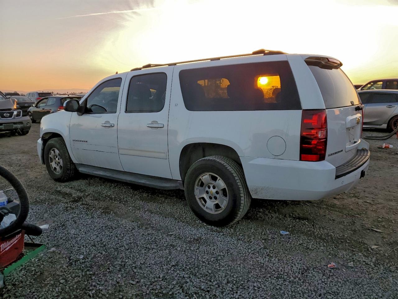 2013 Chevrolet Suburban C1500 Lt - Фото 2