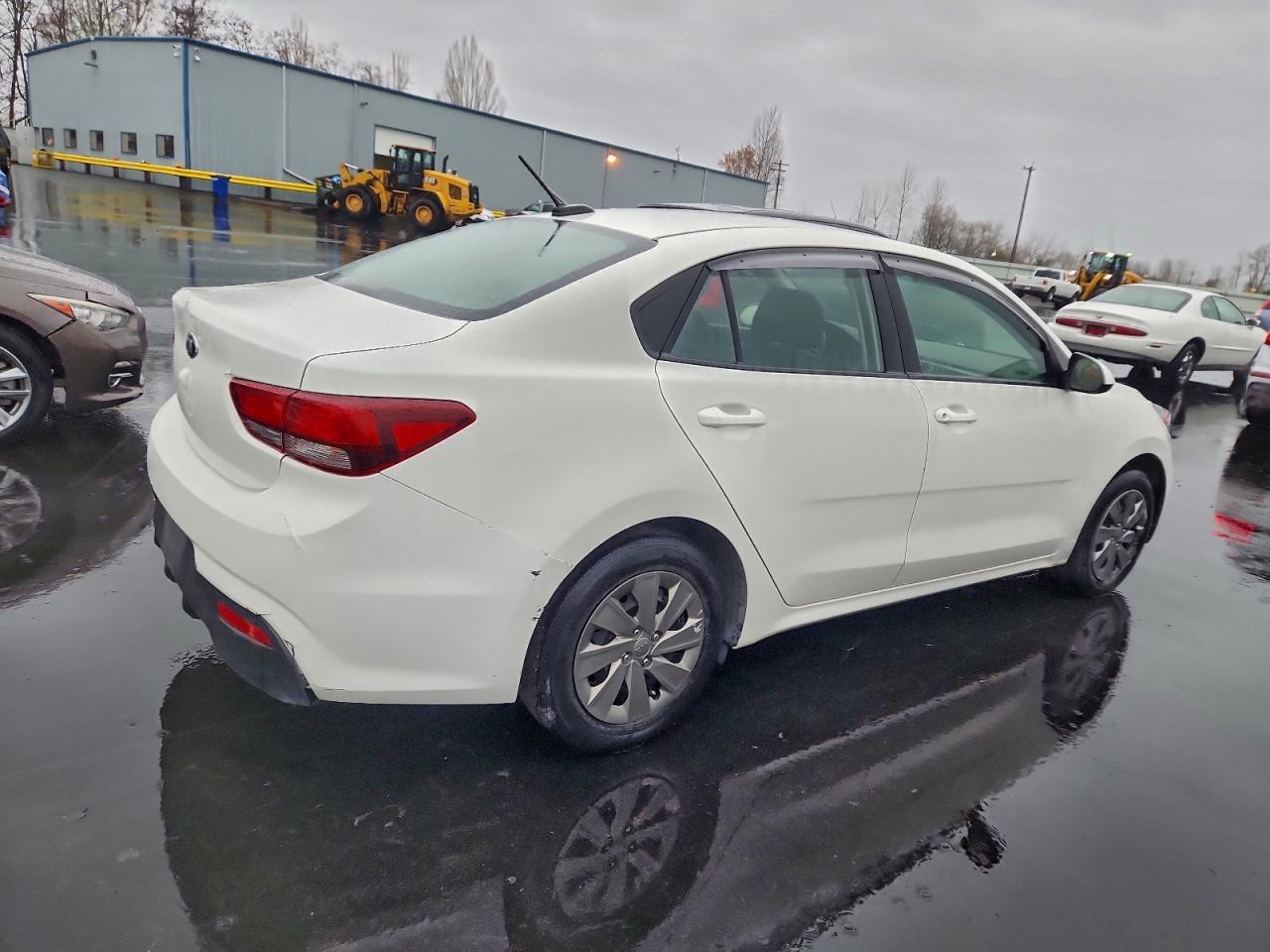 2020 Kia Rio Lx - Фото 3
