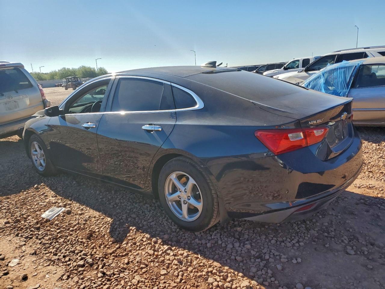 2016 Chevrolet Malibu Ls - Image 2