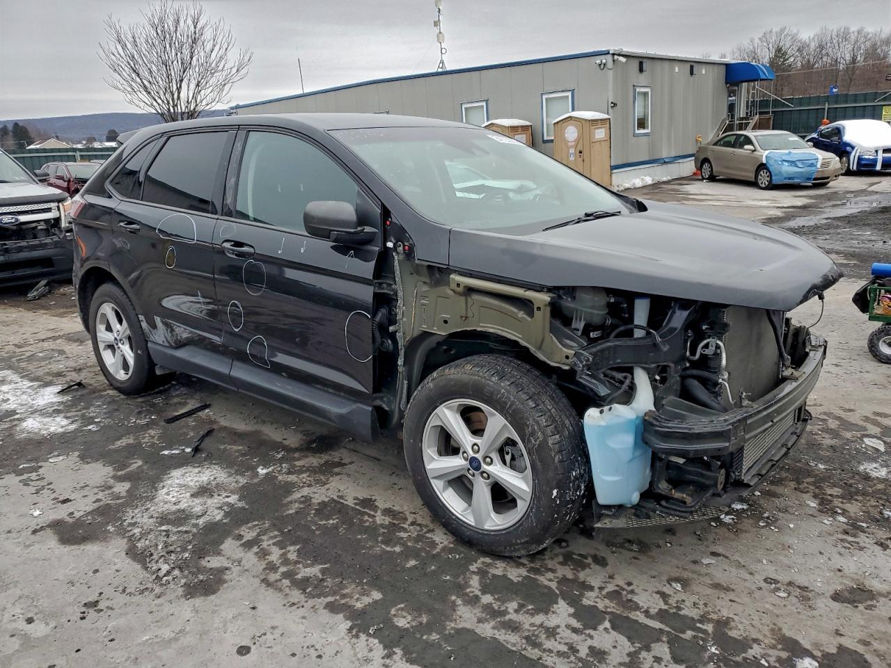 2020 Ford Edge Se - Фото 4
