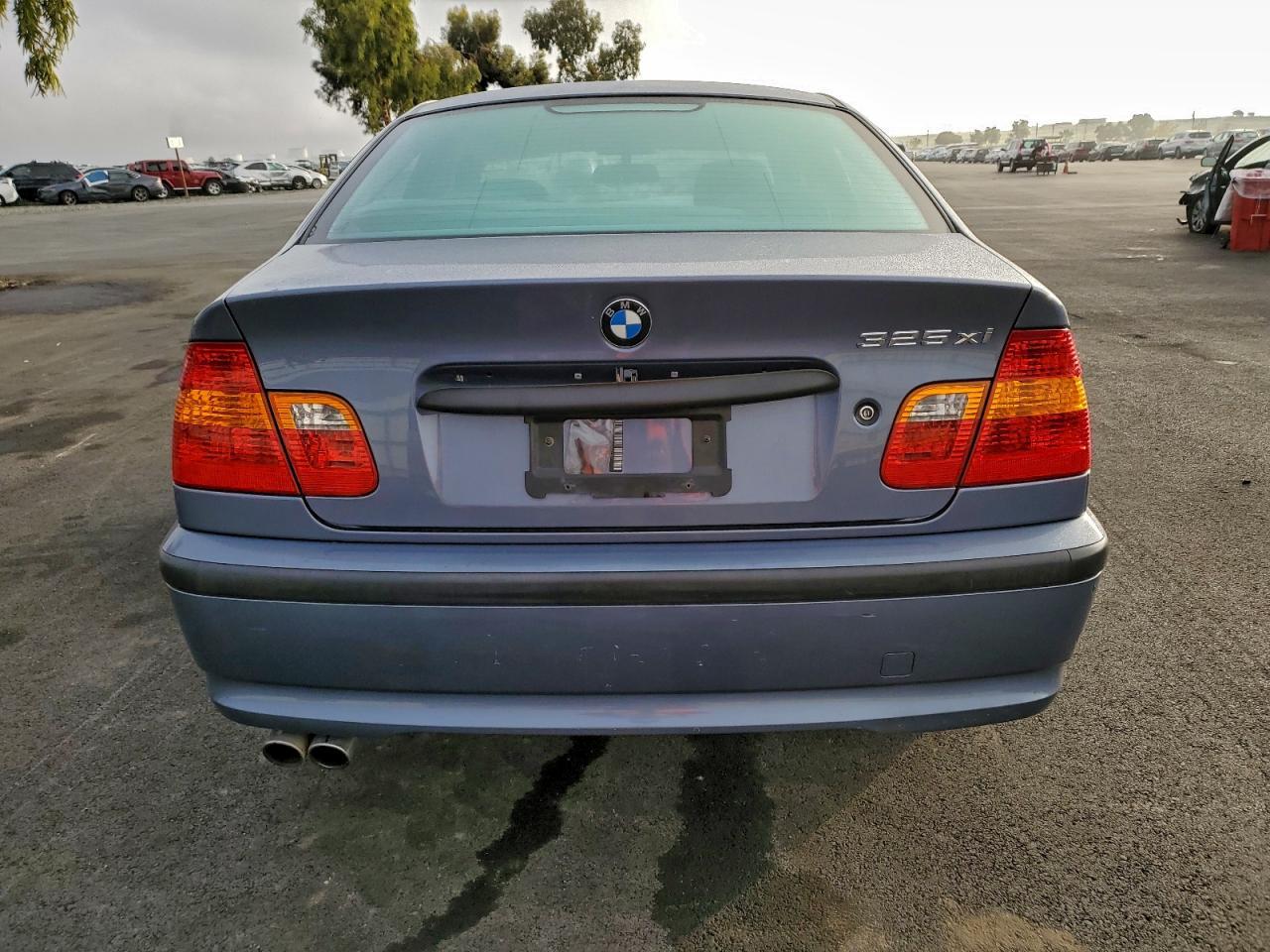 2002 BMW 325 Xi - Фото 6