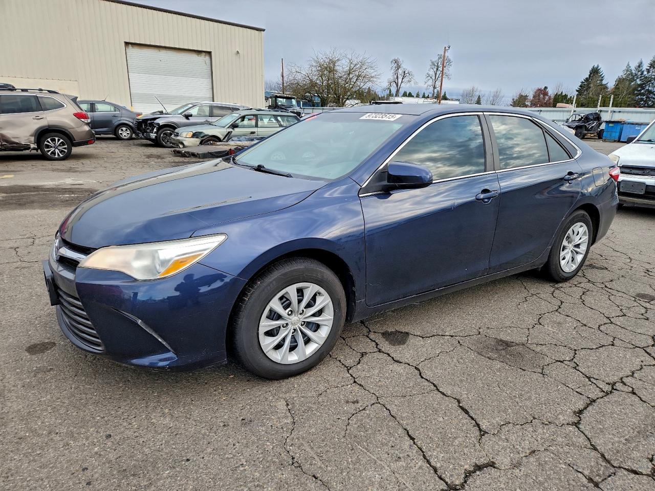 2015 Toyota Camry Le