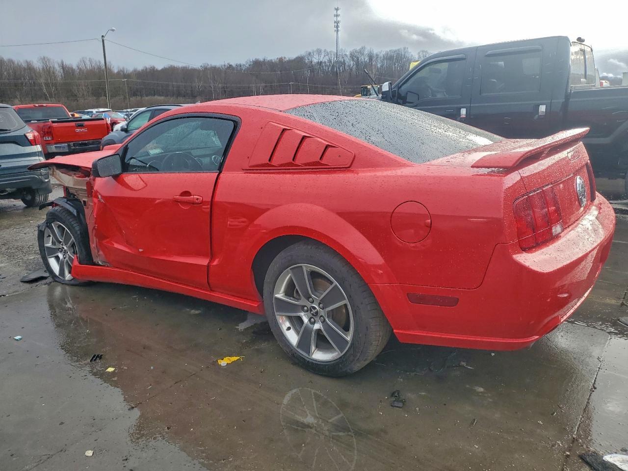 2008 Ford Mustang Gt - Фото 2