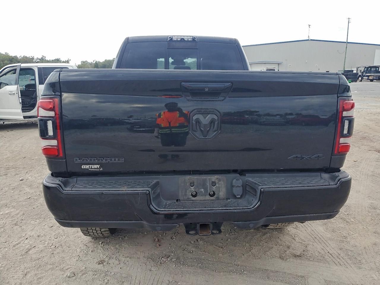 2019 Ram 2500 Laramie - Фото 6