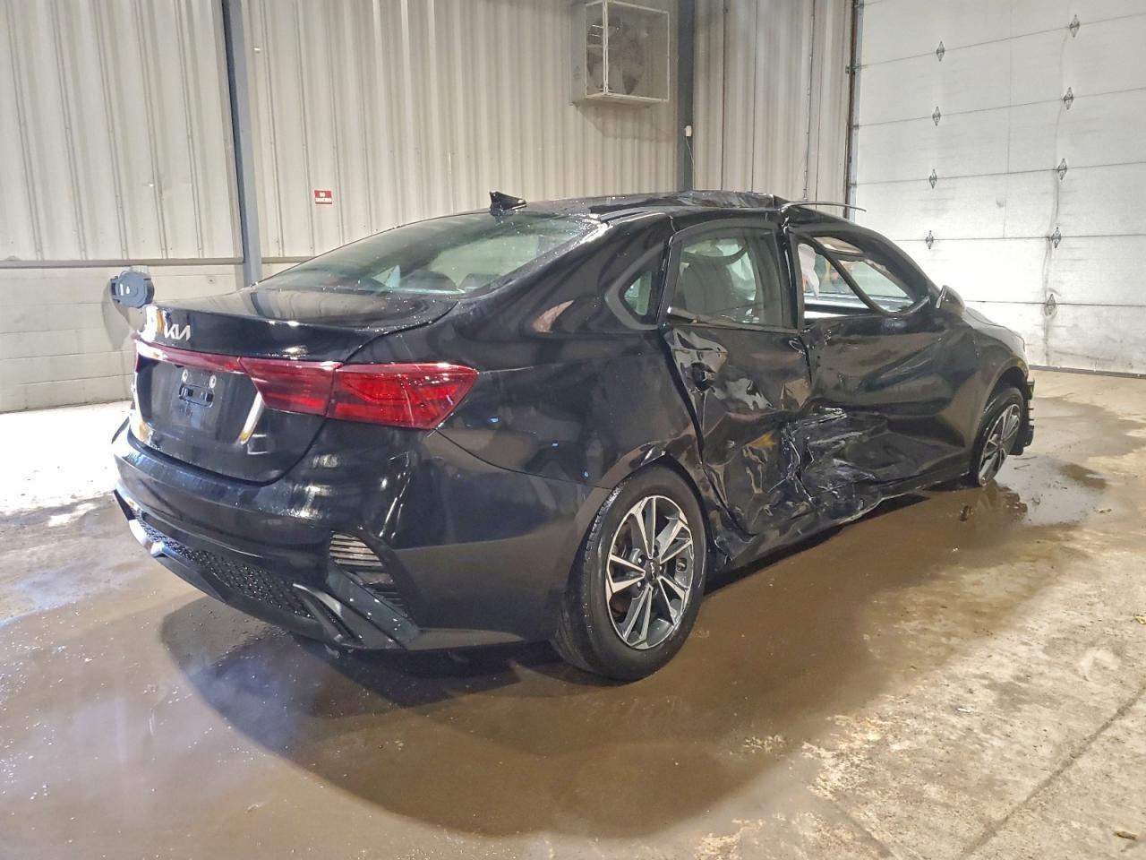 2024 Kia Forte Lx - Фото 3