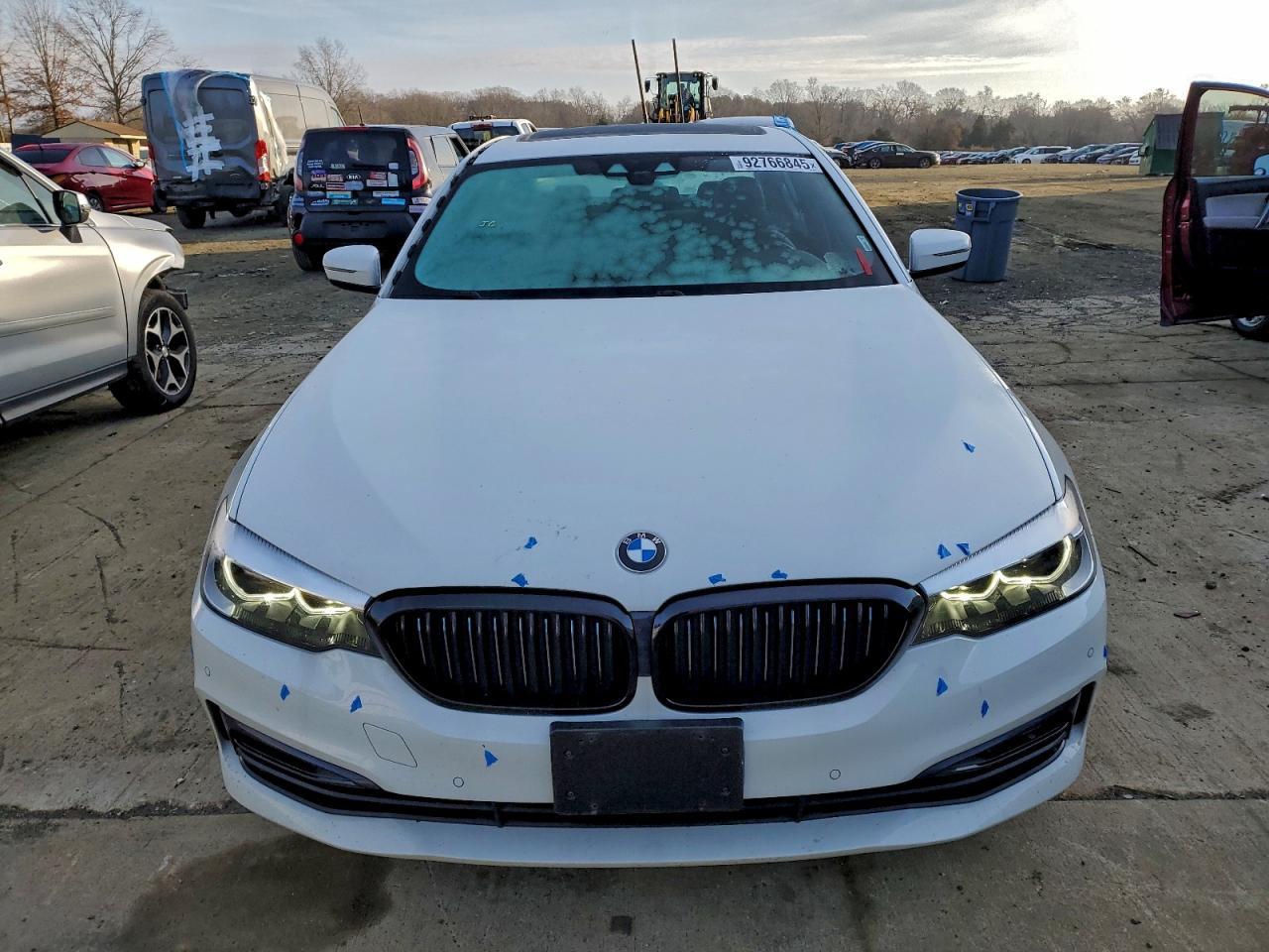 2018 BMW 530Xe - Image 5