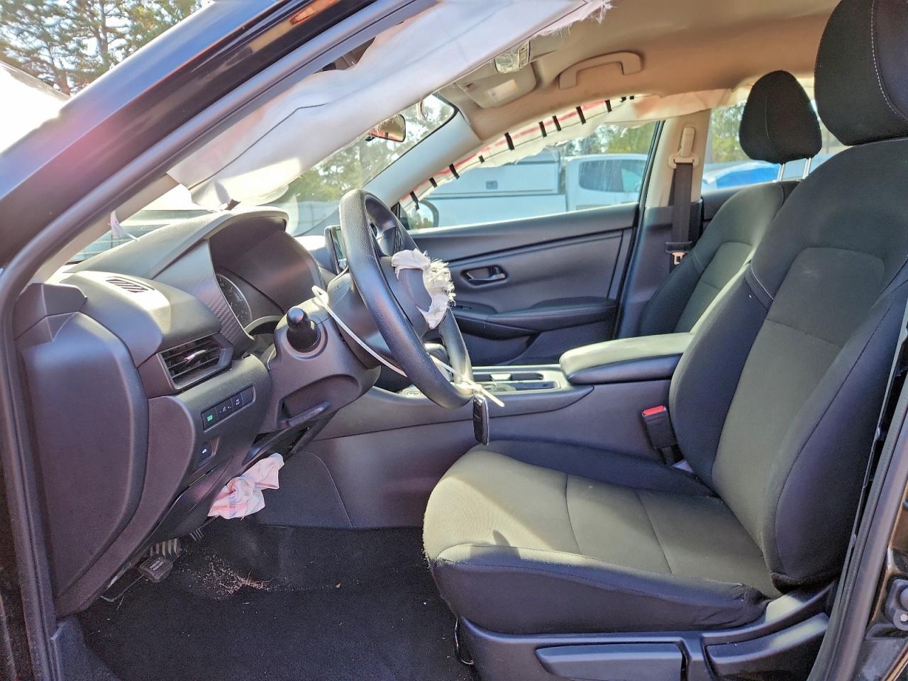 2025 Nissan Sentra S - Image 7