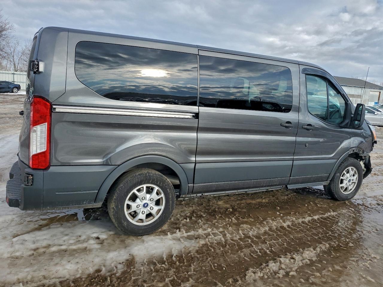 2016 Ford Transit T-150 - Image 3