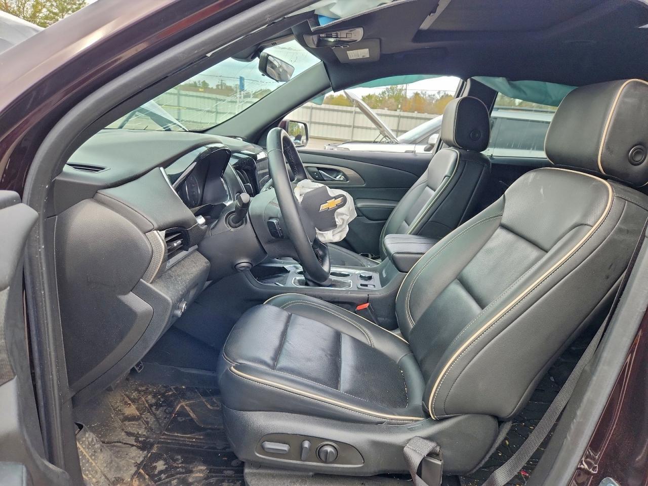 2023 Chevrolet Traverse Premier - Image 7