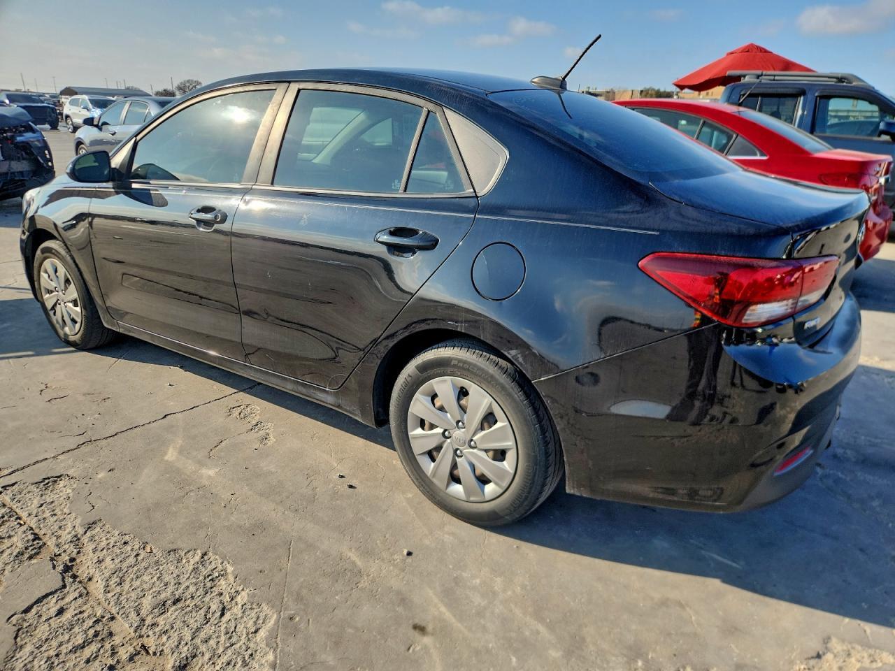 2019 Kia Rio S - Фото 2