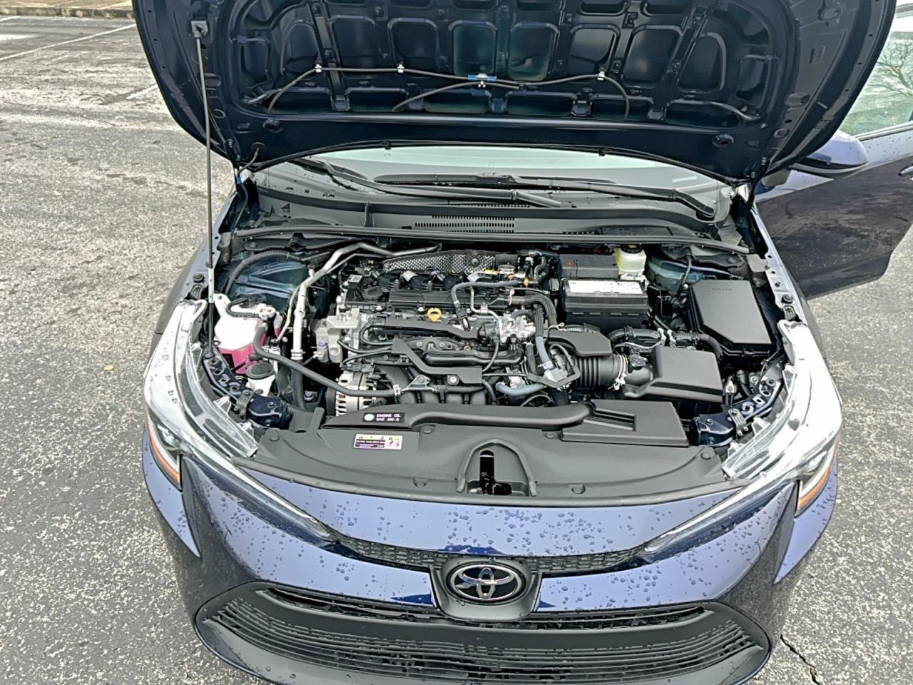 2025 Toyota Corolla Le - Image 7