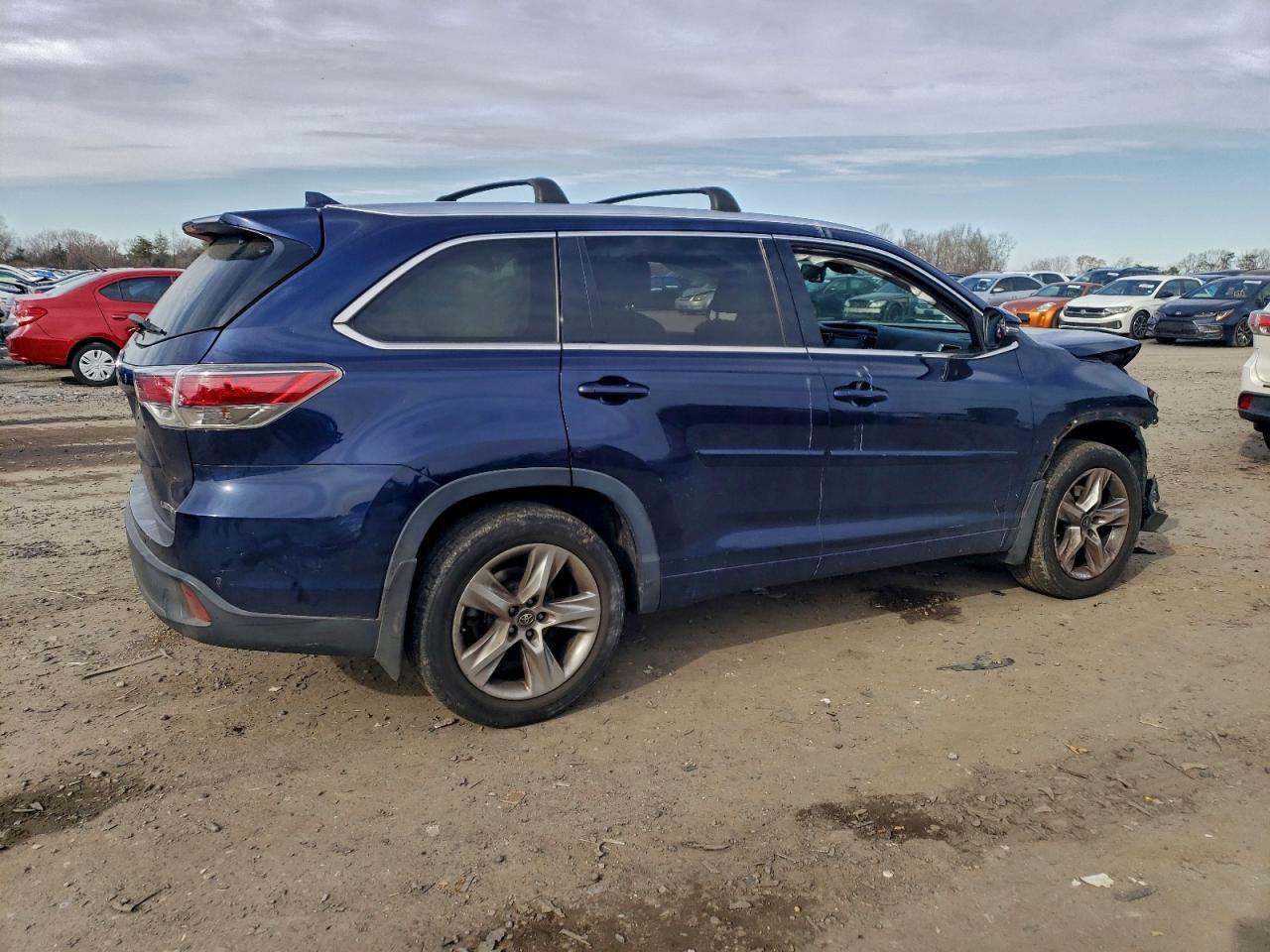 2016 Toyota Highlander Limited - Image 3