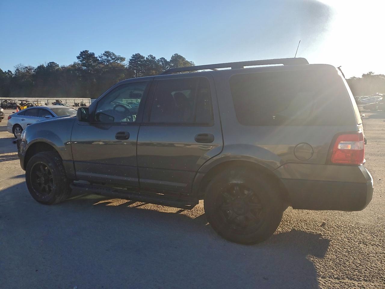 2016 Ford Expedition Xl - Фото 2