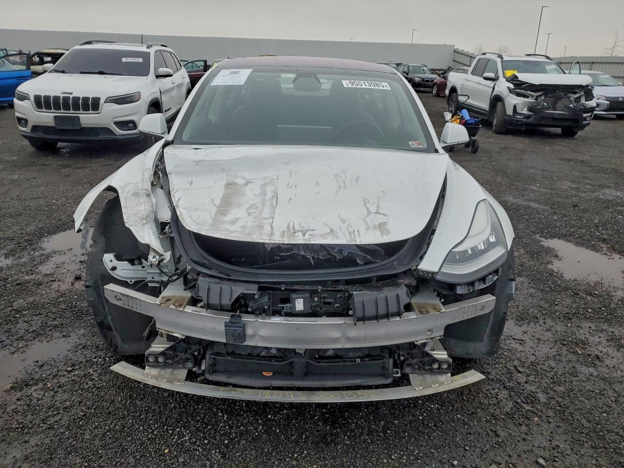 2018 Tesla Model 3 - Image 5