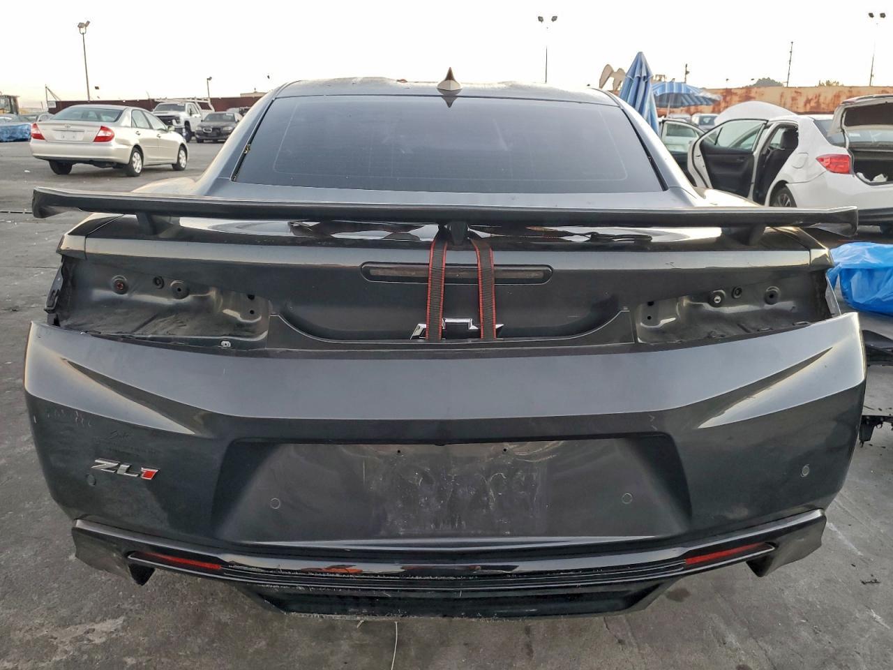2018 Chevrolet Camaro Zl1 - Image 6