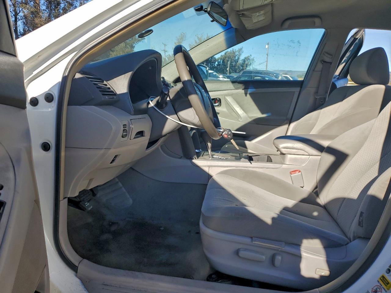 2007 Toyota Camry Ce - Image 7