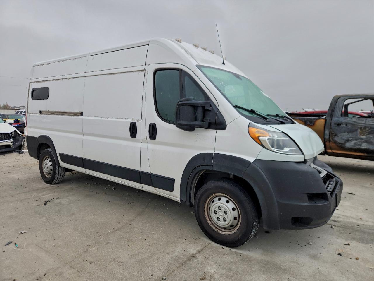2021 Ram Promaster 2500 Delivery Van - Фото 4
