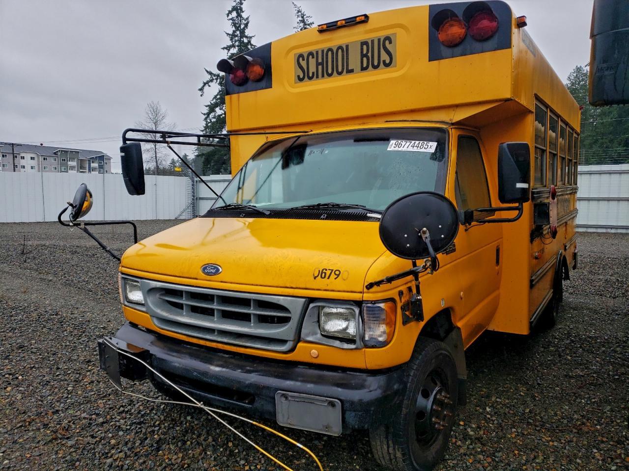 2000 Ford E350 School Bus - Фото 2