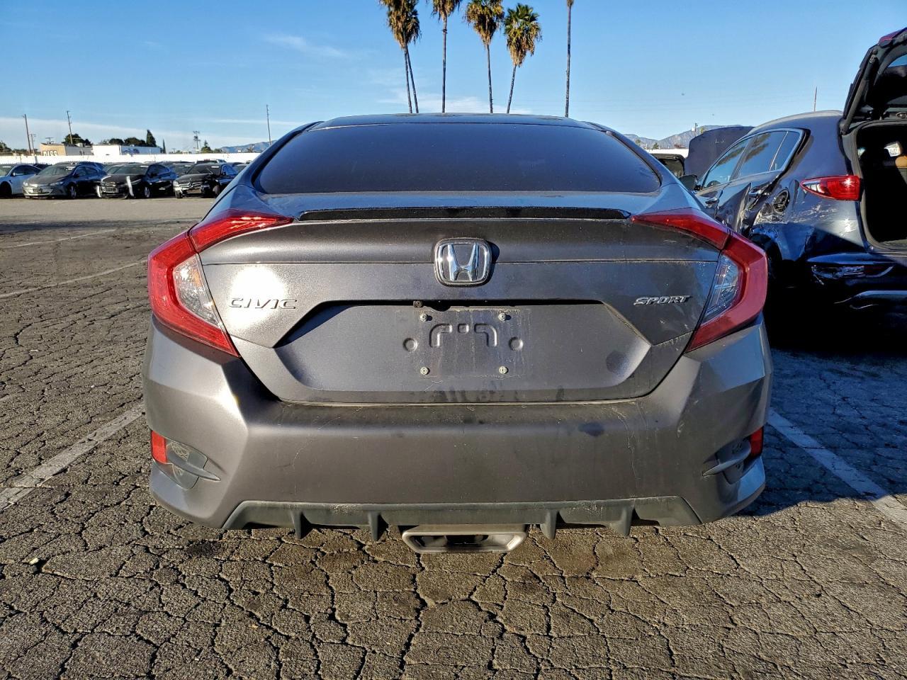 2020 Honda Civic Sport - Фото 6