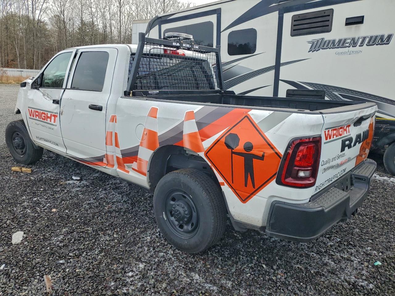 2025 Ram 2500 Tradesman - Фото 2
