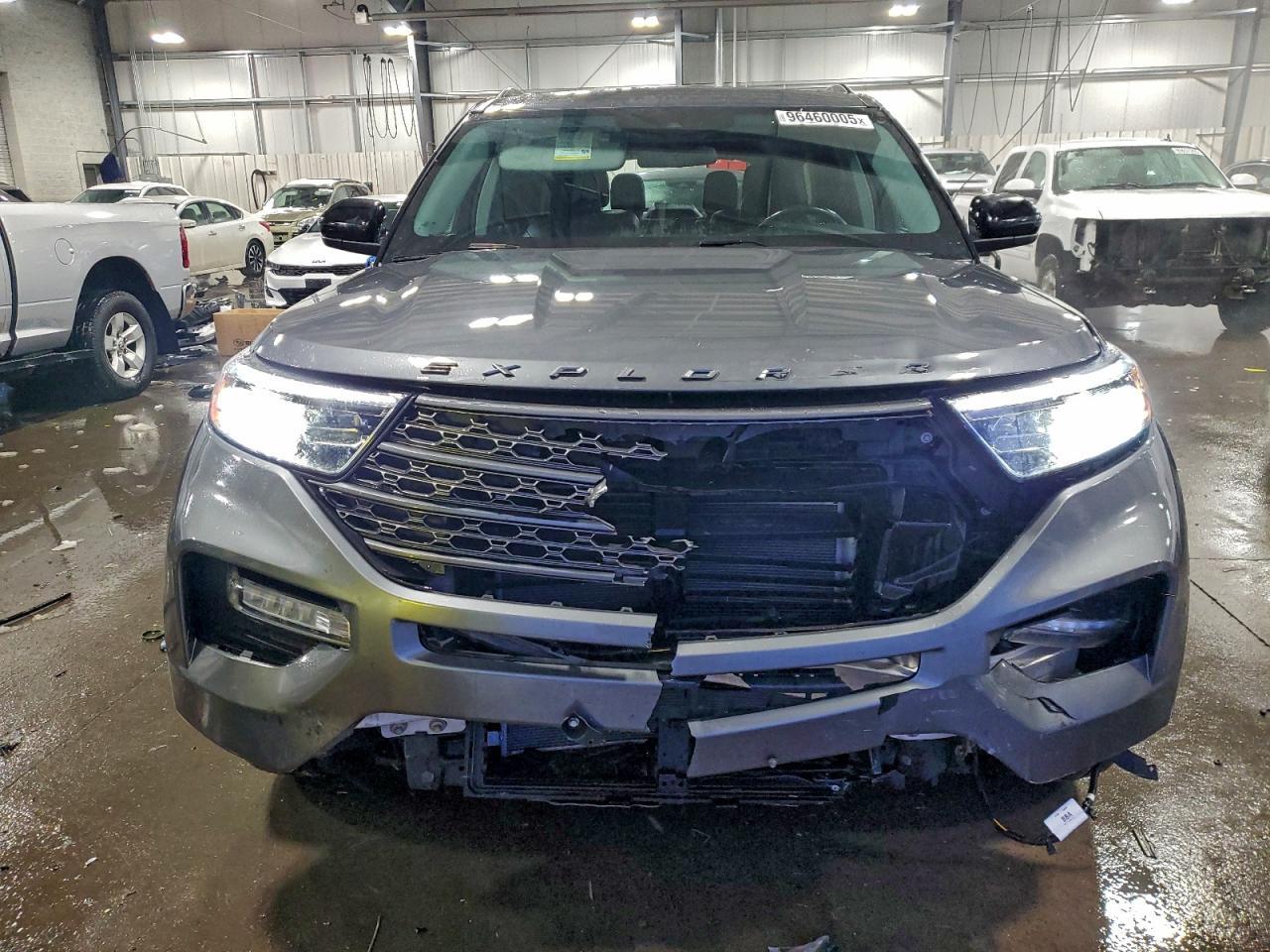 2023 Ford Explorer Xlt - Фото 5