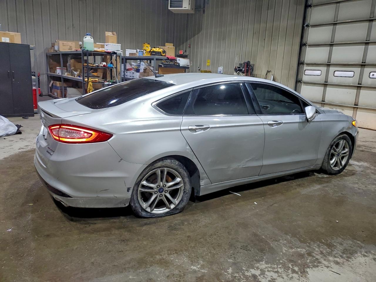 2016 Ford Fusion Titanium Hev - Image 3