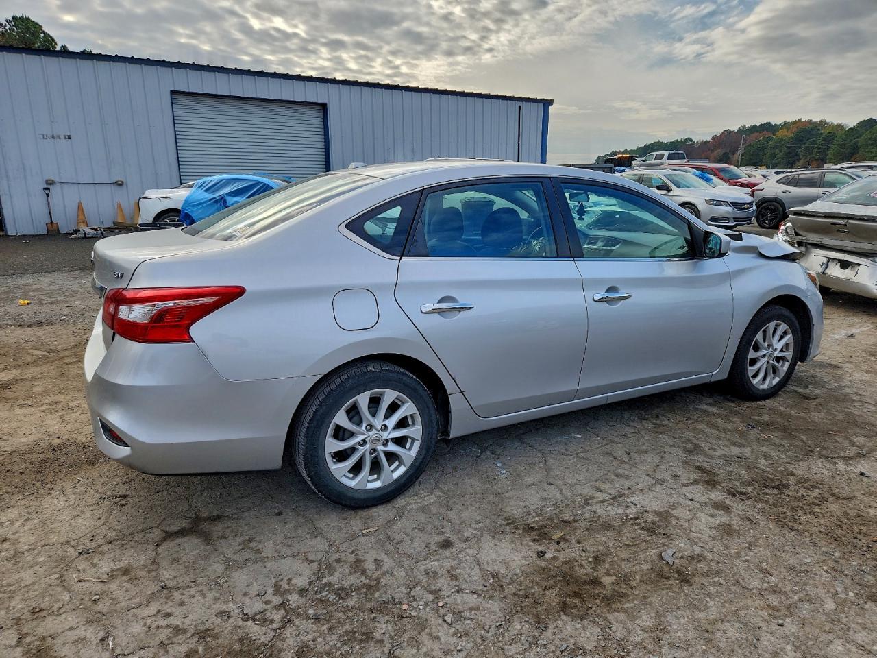 2018 Nissan Sentra S - Фото 3