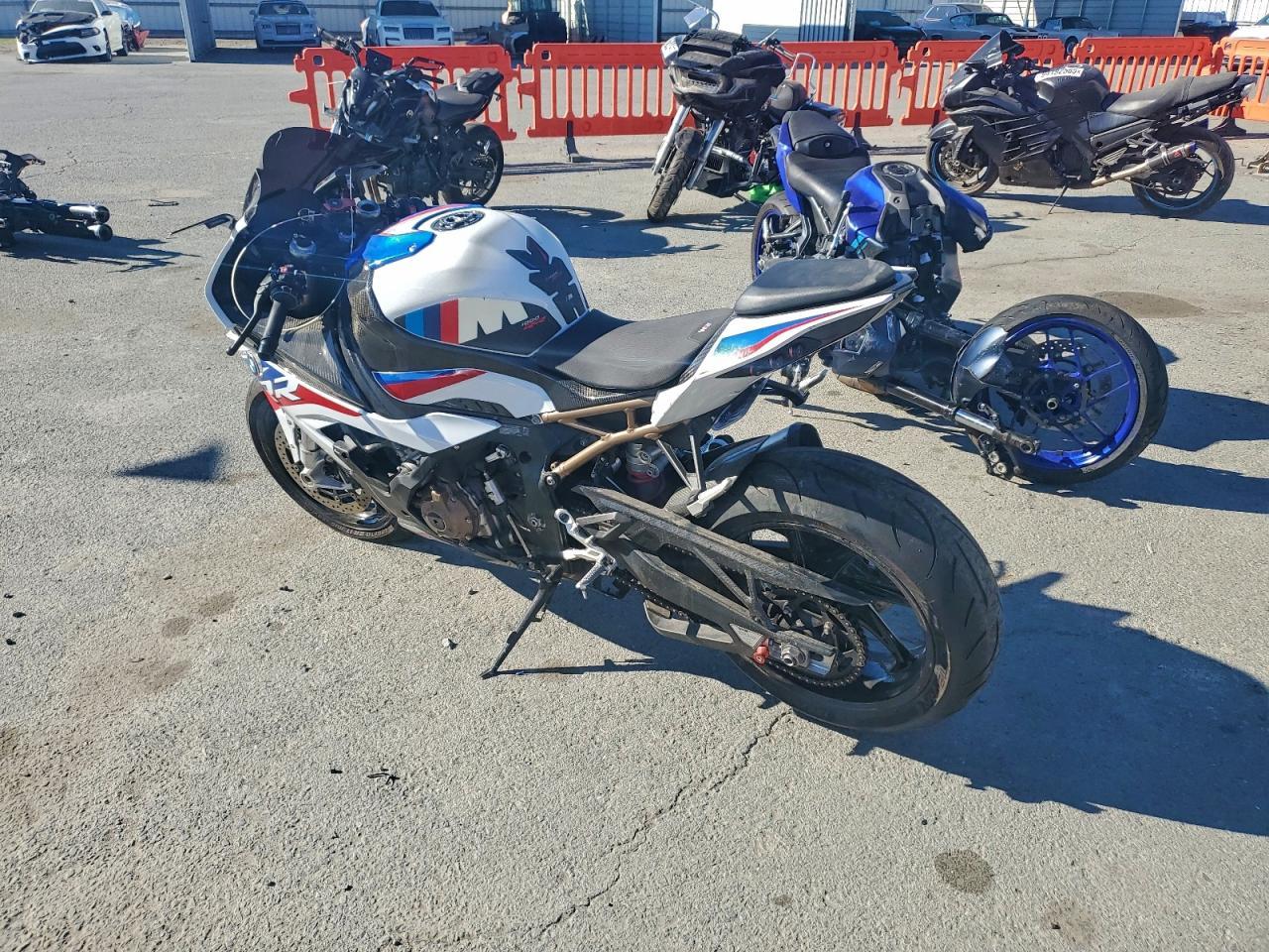 2021 BMW Motorrad S 1000 - Фото 2