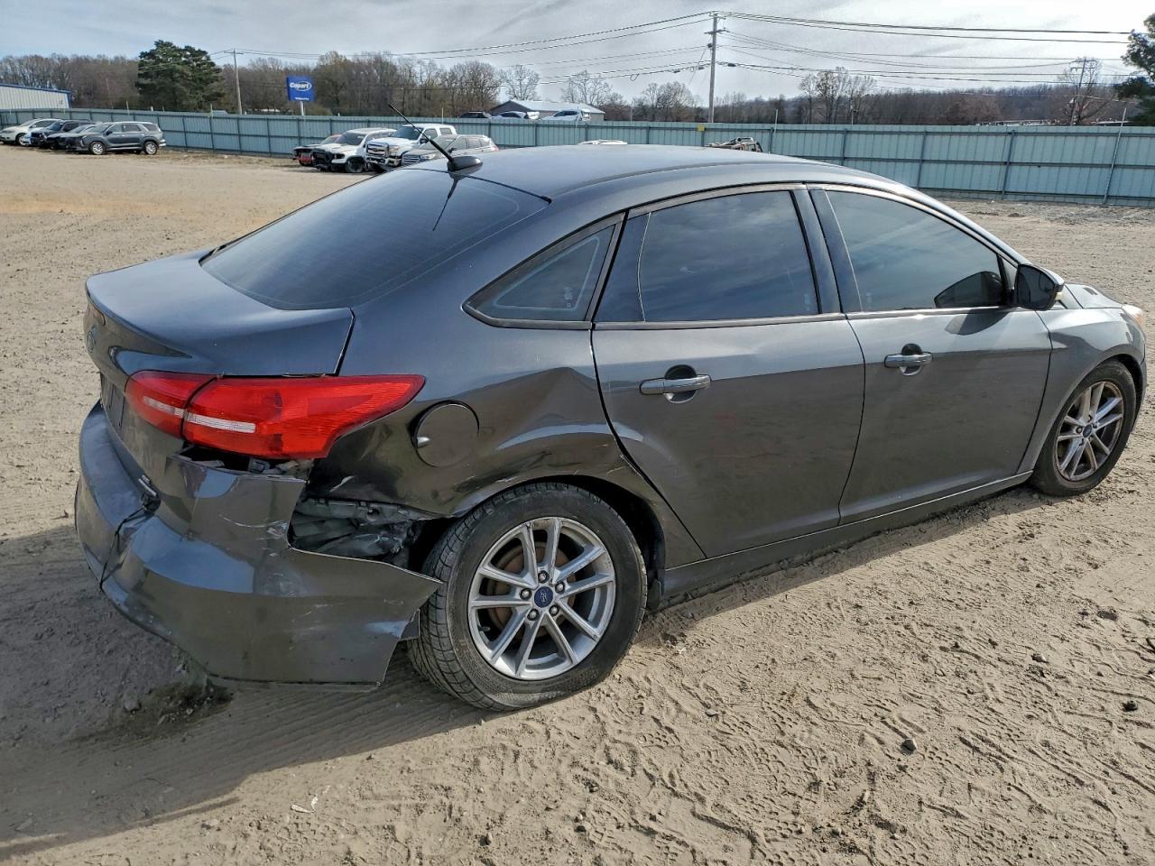 2015 Ford Focus Se - Фото 3