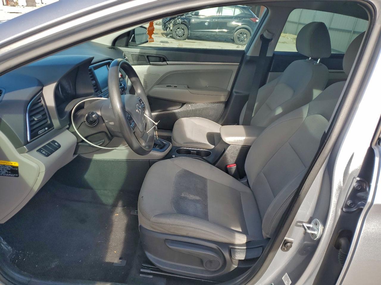 2017 Hyundai Elantra Se - Image 7