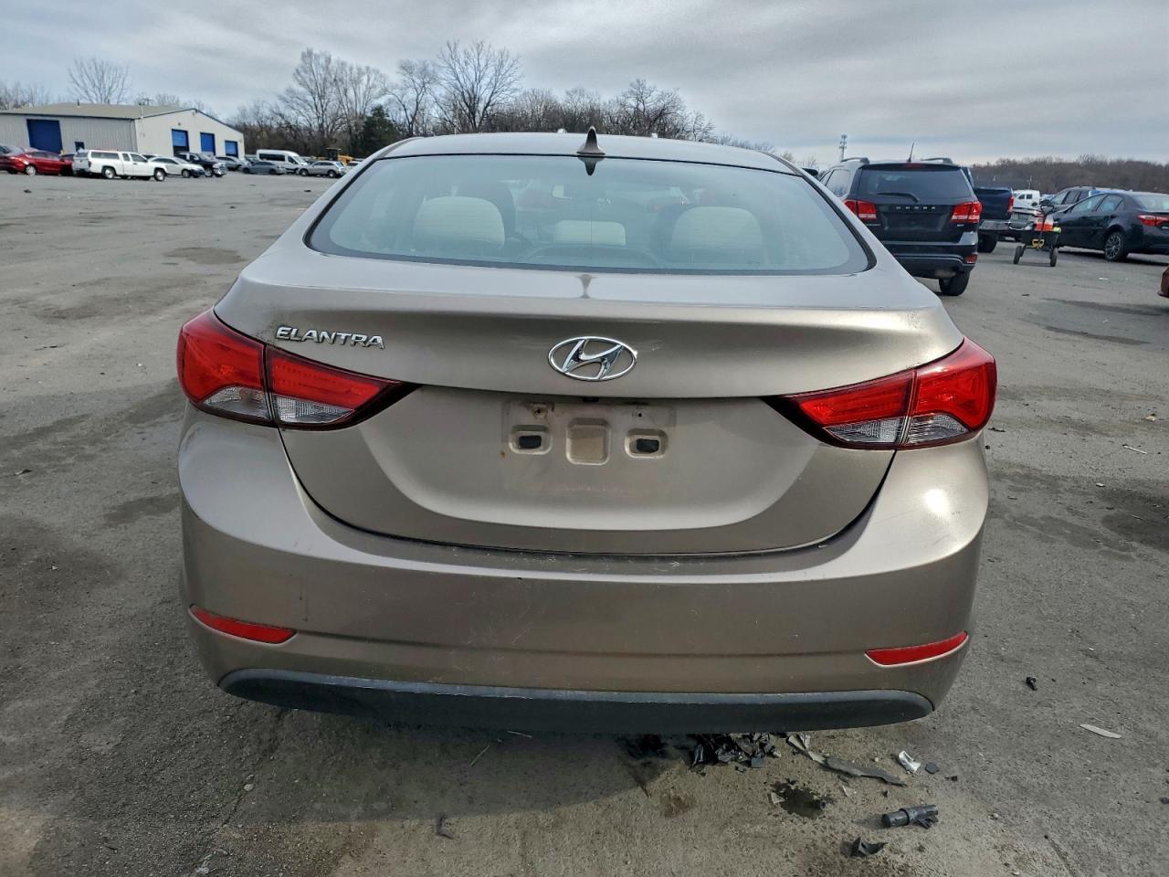 2014 Hyundai Elantra Se - Фото 6