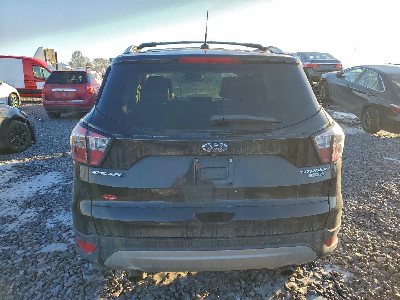 2017 Ford Escape Titanium - Фото 6