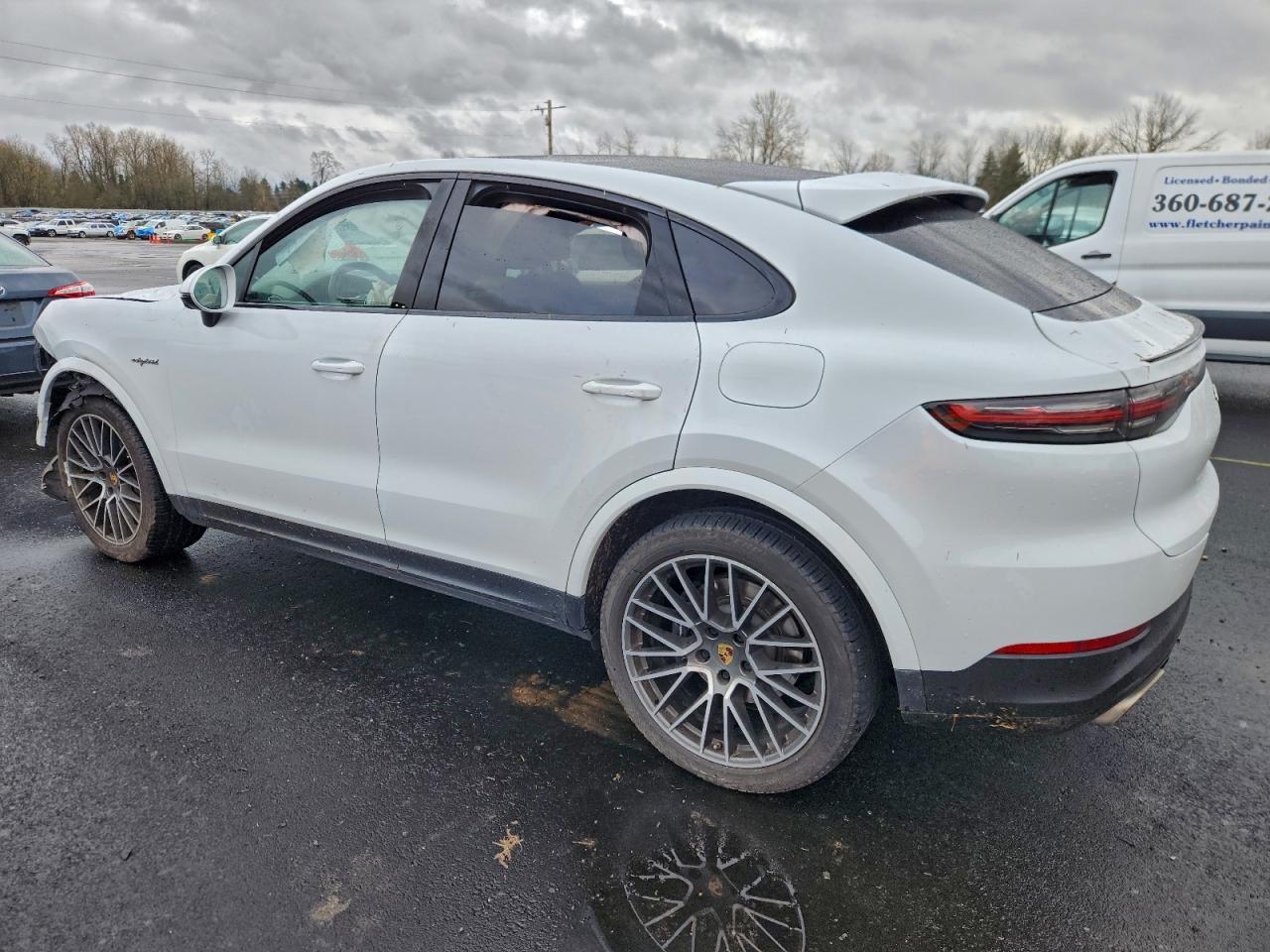 2021 Porsche Cayenne E Hybrid Coupe - Фото 2