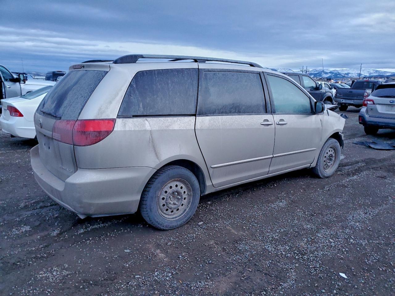 2005 Toyota Sienna Le 7 Passenger - Фото 3